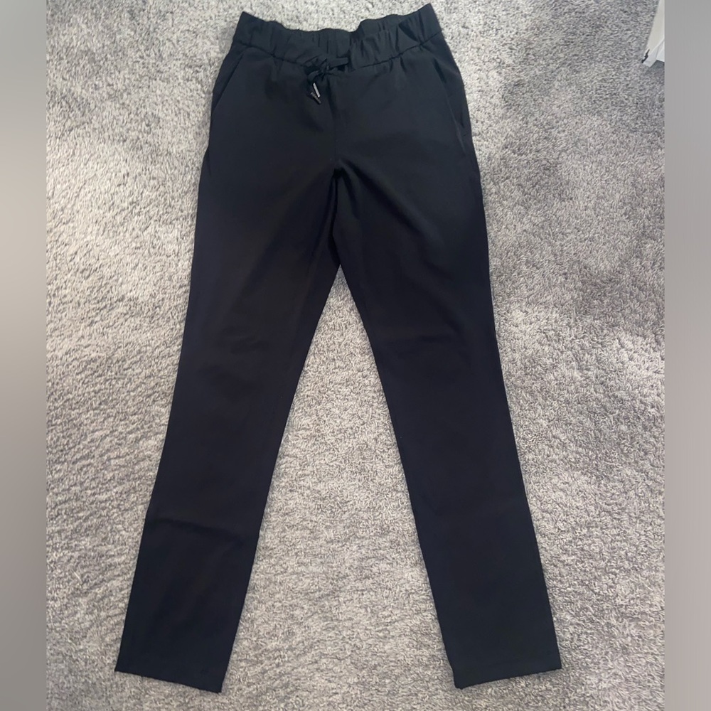 Women’s Lululemon Black Pants - size 6/8